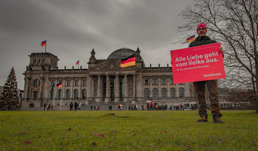 Amokratie – alle Liebe geht vom Volke aus