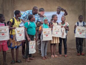Gruppenaufnahme in Burkina Faso – Foto: Christian Witt